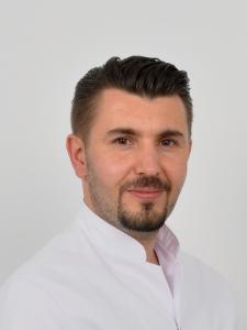 Enis Şimşek